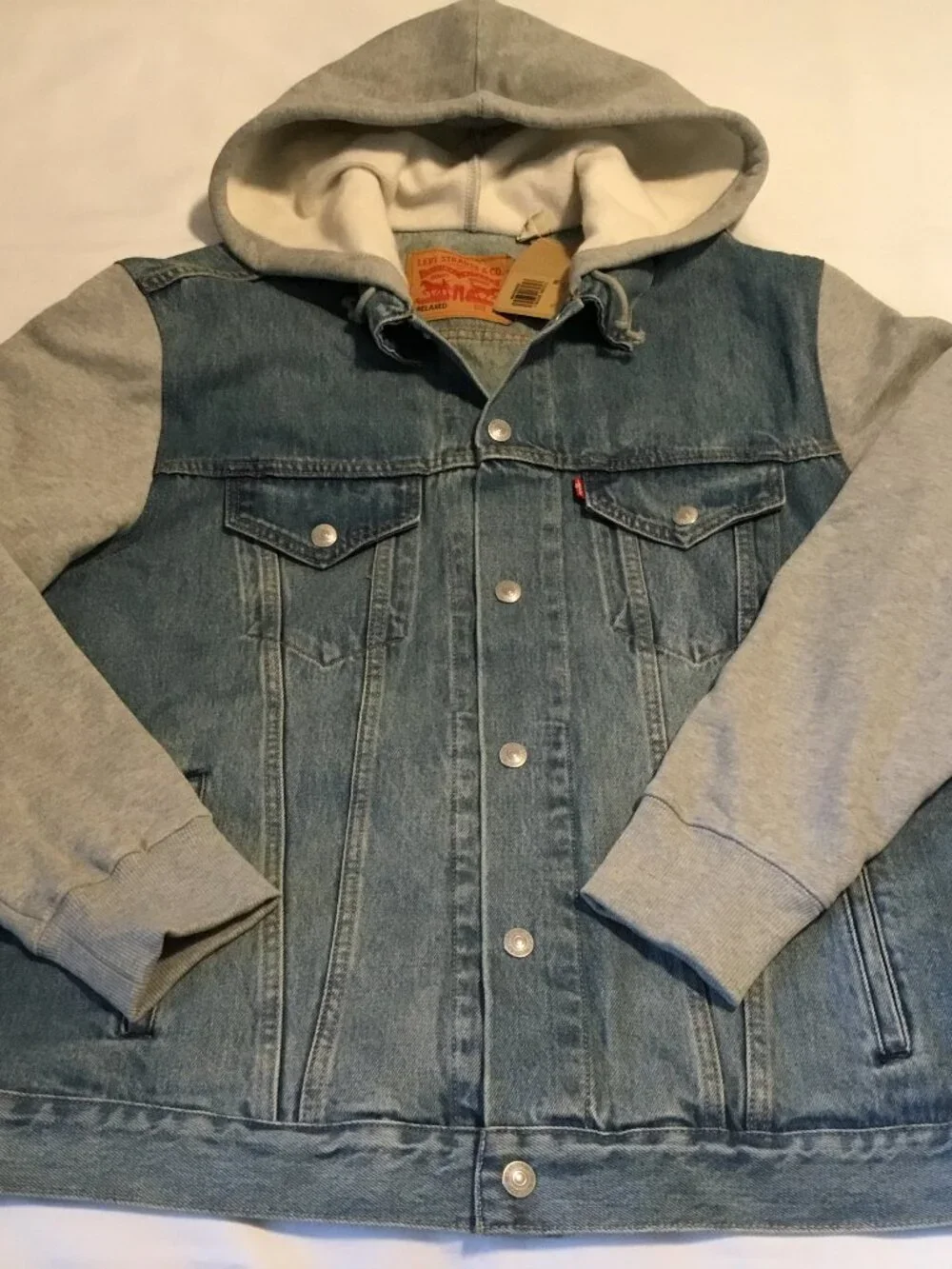 NWT Levis Trucker Gray Sweatshirt Hoodie & Sleeves Denim Snap Front Jacket XL - Picture 1 of 11